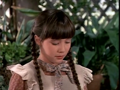 Charmed-Online-dot-NLCharmed-Online-dot-NL-LittleHouseonthePrairie9x12-2982.jpg