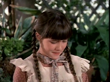 Charmed-Online-dot-NLCharmed-Online-dot-NL-LittleHouseonthePrairie9x12-2985.jpg