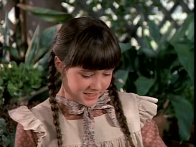 Charmed-Online-dot-NLCharmed-Online-dot-NL-LittleHouseonthePrairie9x12-2990.jpg