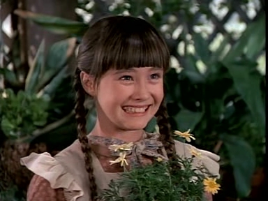 Charmed-Online-dot-NLCharmed-Online-dot-NL-LittleHouseonthePrairie9x12-2998.jpg