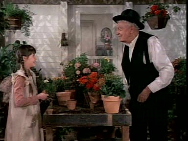 Charmed-Online-dot-NLCharmed-Online-dot-NL-LittleHouseonthePrairie9x12-3004.jpg