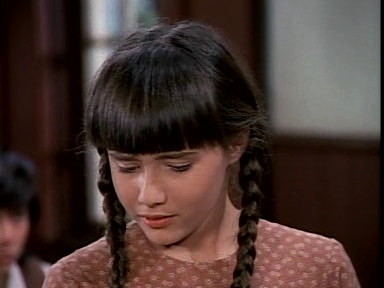 Charmed-Online-dot-NLCharmed-Online-dot-NL-LittleHouseonthePrairie9x12-3130.jpg