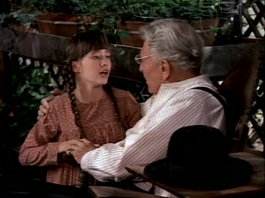 Charmed-Online-dot-NLCharmed-Online-dot-NL-LittleHouseonthePrairie9x12-3323.jpg