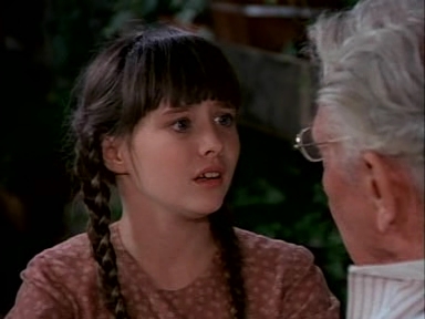 Charmed-Online-dot-NLCharmed-Online-dot-NL-LittleHouseonthePrairie9x12-3392.jpg