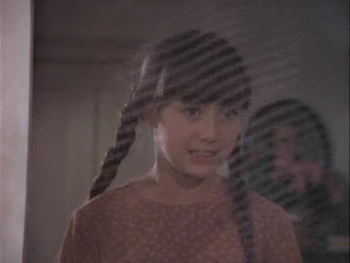 Charmed-Online-dot-NLCharmed-Online-dot-NL-LittleHouseonthePrairie9x12-3425.jpg