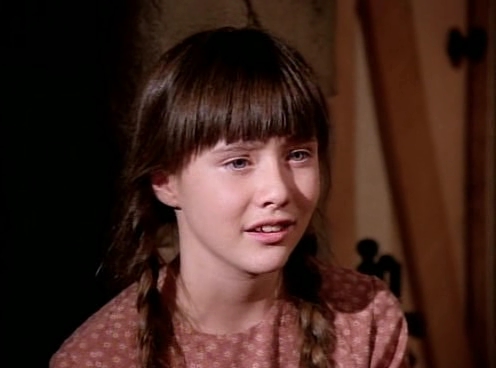 Charmed-Online-dot-NL-LittleHouseonthePrairie9x15-0426.jpg