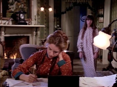 Charmed-Online-dot-NL-LittleHouseonthePrairie9x15-0821.jpg