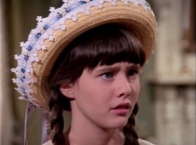 Charmed-Online-dot-NL-LittleHouseonthePrairie9x15-1033.jpg