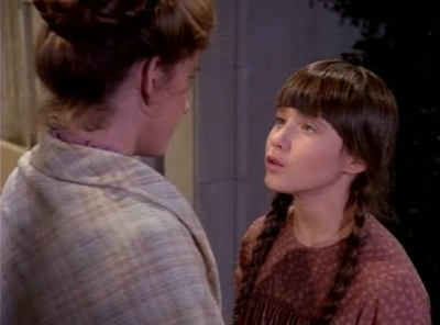 Charmed-Online-dot-NL-LittleHouseonthePrairie9x15-1550.jpg