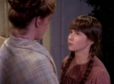 Charmed-Online-dot-NL-LittleHouseonthePrairie9x15-1551.jpg