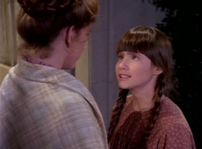 Charmed-Online-dot-NL-LittleHouseonthePrairie9x15-1566.jpg