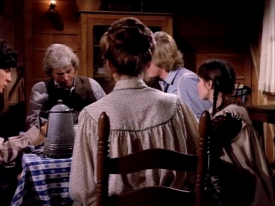 Charmed-Online-dot-NL-LittleHouseonthePrairie9x16-1361.jpg