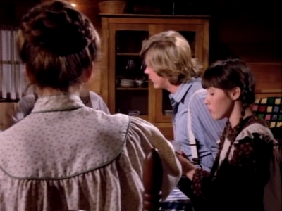 Charmed-Online-dot-NL-LittleHouseonthePrairie9x16-1365.jpg