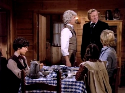 Charmed-Online-dot-NL-LittleHouseonthePrairie9x16-1463.jpg