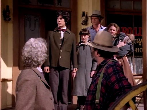 Charmed-Online-dot-NL-LittleHouseonthePrairie9x17-2353.jpg