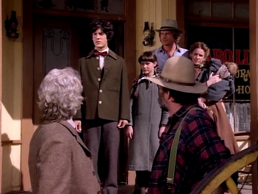 Charmed-Online-dot-NL-LittleHouseonthePrairie9x17-2354.jpg