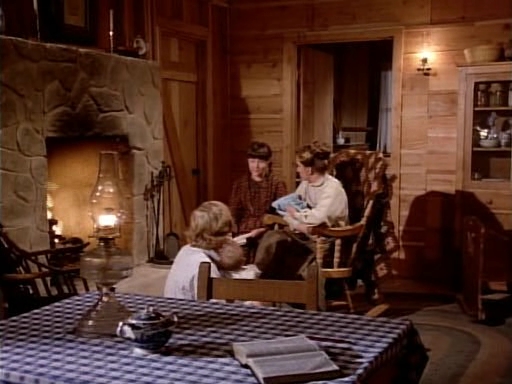 Charmed-Online-dot-NL-LittleHouseonthePrairie9x18-0327.jpg