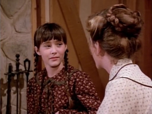 Charmed-Online-dot-NL-LittleHouseonthePrairie9x18-0339.jpg