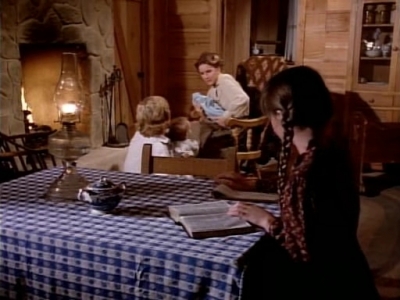 Charmed-Online-dot-NL-LittleHouseonthePrairie9x18-0307.jpg