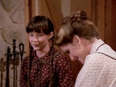 Charmed-Online-dot-NL-LittleHouseonthePrairie9x18-0334.jpg