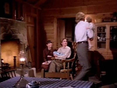 Charmed-Online-dot-NL-LittleHouseonthePrairie9x18-0420.jpg