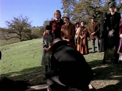 Charmed-Online-dot-NL-LittleHouseonthePrairie9x18-0613.jpg