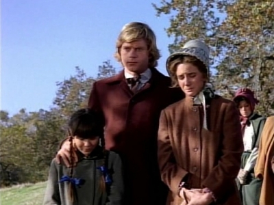 Charmed-Online-dot-NL-LittleHouseonthePrairie9x18-0624.jpg