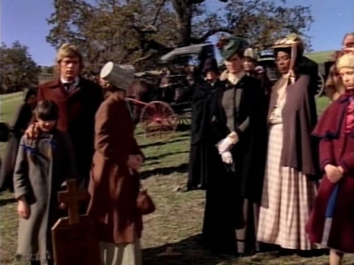 Charmed-Online-dot-NL-LittleHouseonthePrairie9x18-0637.jpg