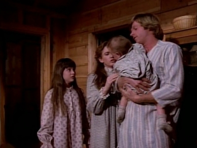 Charmed-Online-dot-NL-LittleHouseonthePrairie9x18-1288.jpg