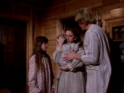 Charmed-Online-dot-NL-LittleHouseonthePrairie9x18-1294.jpg