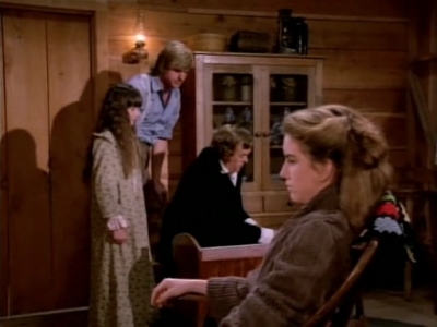 Charmed-Online-dot-NL-LittleHouseonthePrairie9x18-1364.jpg