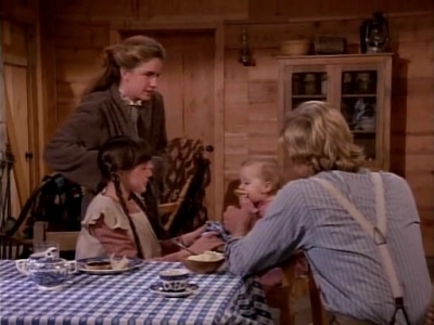 Charmed-Online-dot-NL-LittleHouseonthePrairie9x18-2111.jpg