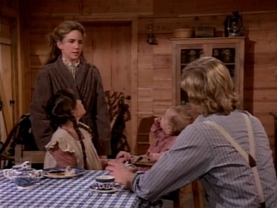 Charmed-Online-dot-NL-LittleHouseonthePrairie9x18-2140.jpg