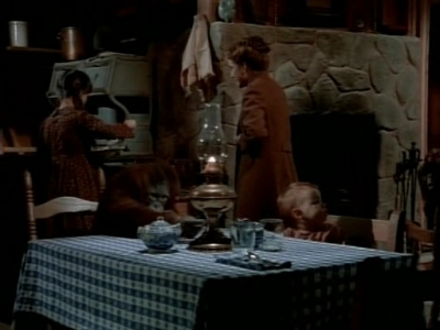 Charmed-Online-dot-NL-LittleHouseonthePrairie9x20-1915.jpg