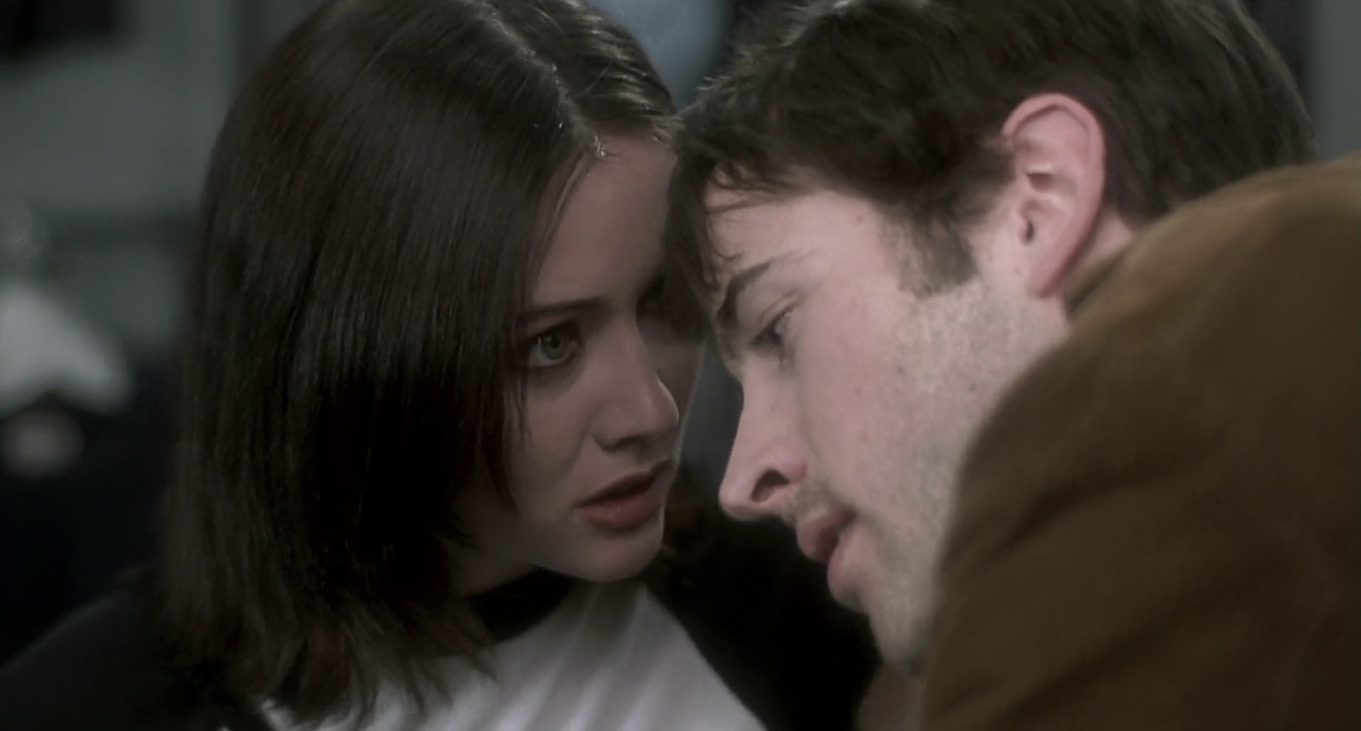 Charmed-Online-dot-net_Mallrats2285.jpg