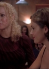 Charmed-Online_dot_net-1x02IveGotYouUnderMySkin0050.jpg