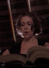 Charmed-Online_dot_net-1x03ThankYouForNotMorphing2112.jpg