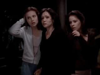 Charmed-Online-dot-net_Charmed-1x00UnairedPilot-1775.jpg