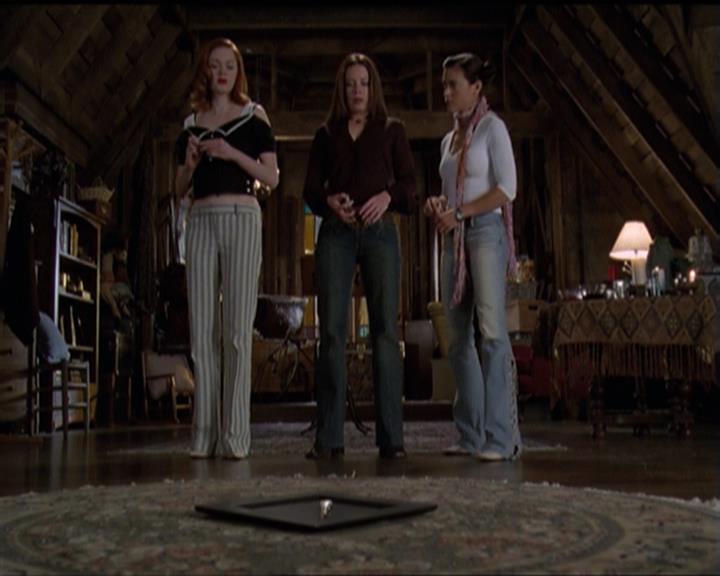 Charmed-Online-dot-509SamIAm2060.jpg