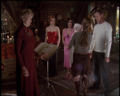 Charmed-Online-dot-net_5x21NecromancingTheStone2369.jpg