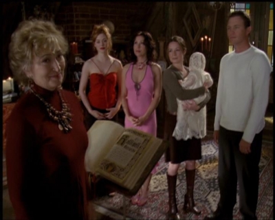 Charmed-Online-dot-net_5x21NecromancingTheStone2411.jpg