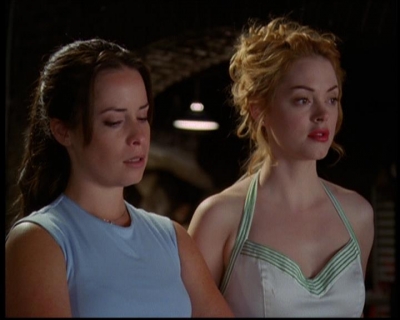 Charmed-Online_dot_net-603ForgetMe---Not0369.jpg