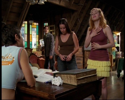 Charmed-Online-dot-net_605LovesAWitch2143.jpg