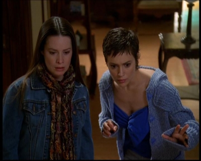 Charmed-Online-dot-614TheLegendOftheSleepyHalliwell0199.jpg