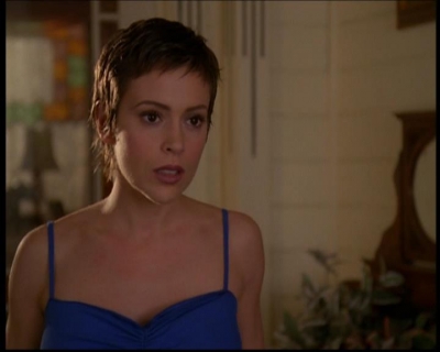 Charmed-Online-dot-614TheLegendOftheSleepyHalliwell1752.jpg