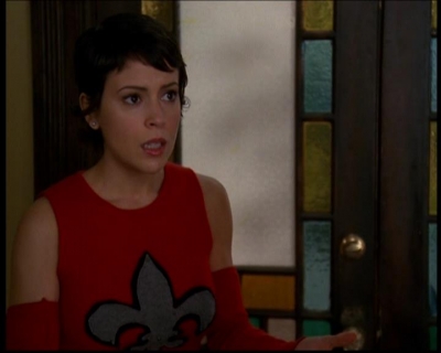 Charmed-Online-dot-619CrimesAndWitchDemeanors0305.jpg