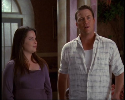 Charmed-Online-dot-net_622ItsABadBadBadBadWorldPart1-0046.jpg