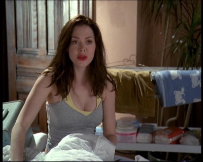 Charmed-Online-dot-net_622ItsABadBadBadBadWorldPart1-0317.jpg