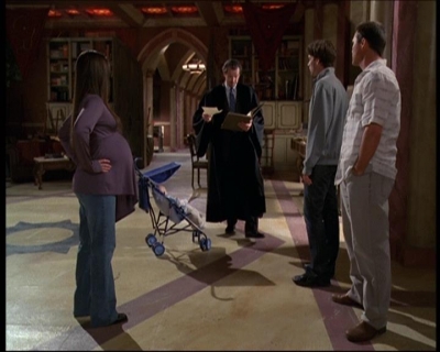 Charmed-Online-dot-net_622ItsABadBadBadBadWorldPart1-0763.jpg