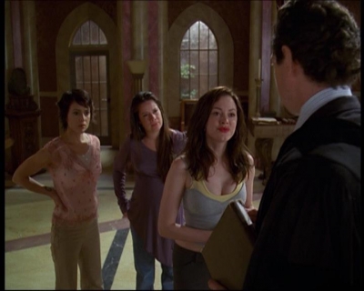 Charmed-Online-dot-net_622ItsABadBadBadBadWorldPart1-0979.jpg